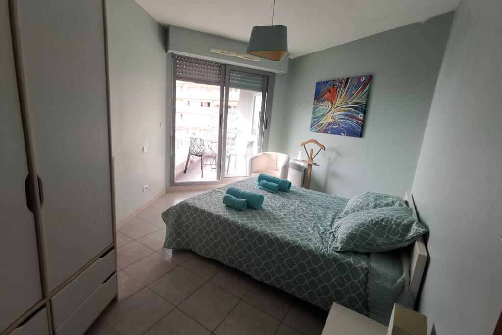 Appartement 6 Personnes Face A La Mer Cagnes-sur-Mer Kültér fotó