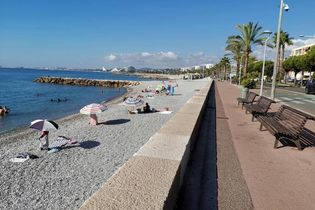 Appartement 6 Personnes Face A La Mer Cagnes-sur-Mer Kültér fotó
